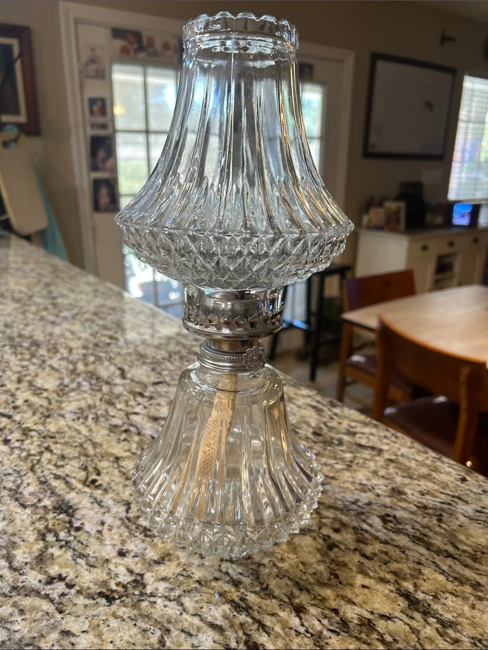 Clear Glass Vintage-Diamond Cut Style Table Oil Lamp -